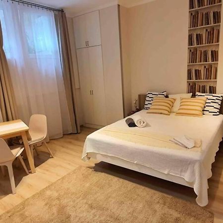 Studio Flat In The Center Of Budapest Exteriör bild